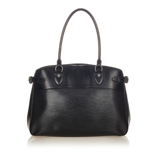 Louis Vuitton Epi Passy PM (SHG-26074)