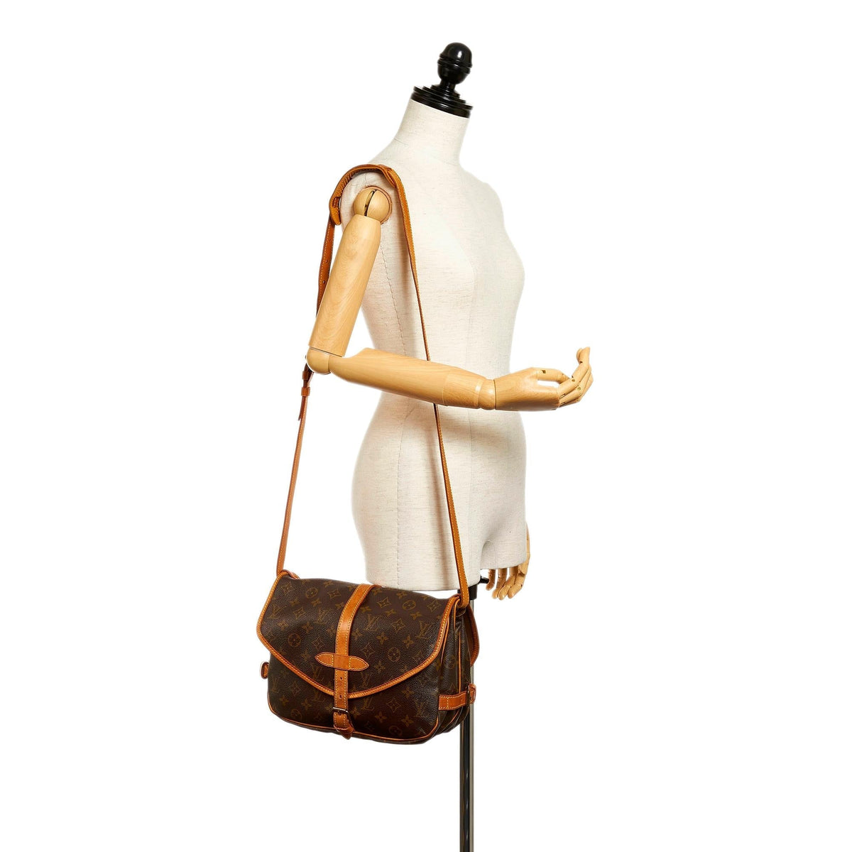 Louis Vuitton Monogram Saumur 25 (SHG-27700)