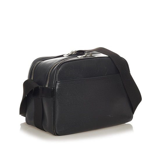 Louis Vuitton Taiga Reporter PM (SHG-27532)
