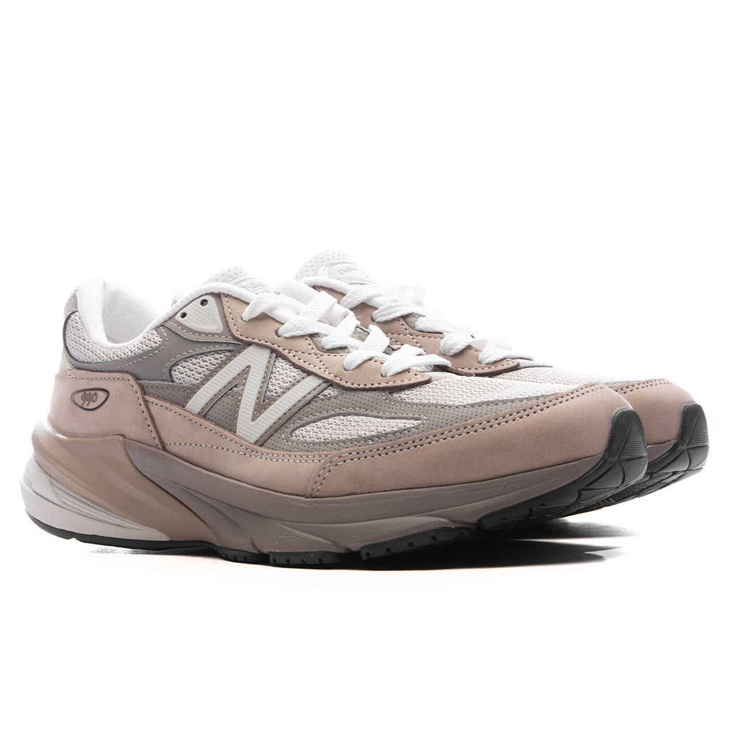 Made in USA 990v6 - Driftwood/Timberwolf/Mushroom