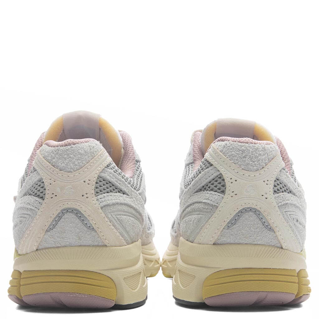 Saucony x 3sixteen Guide v7.3 - Graphite