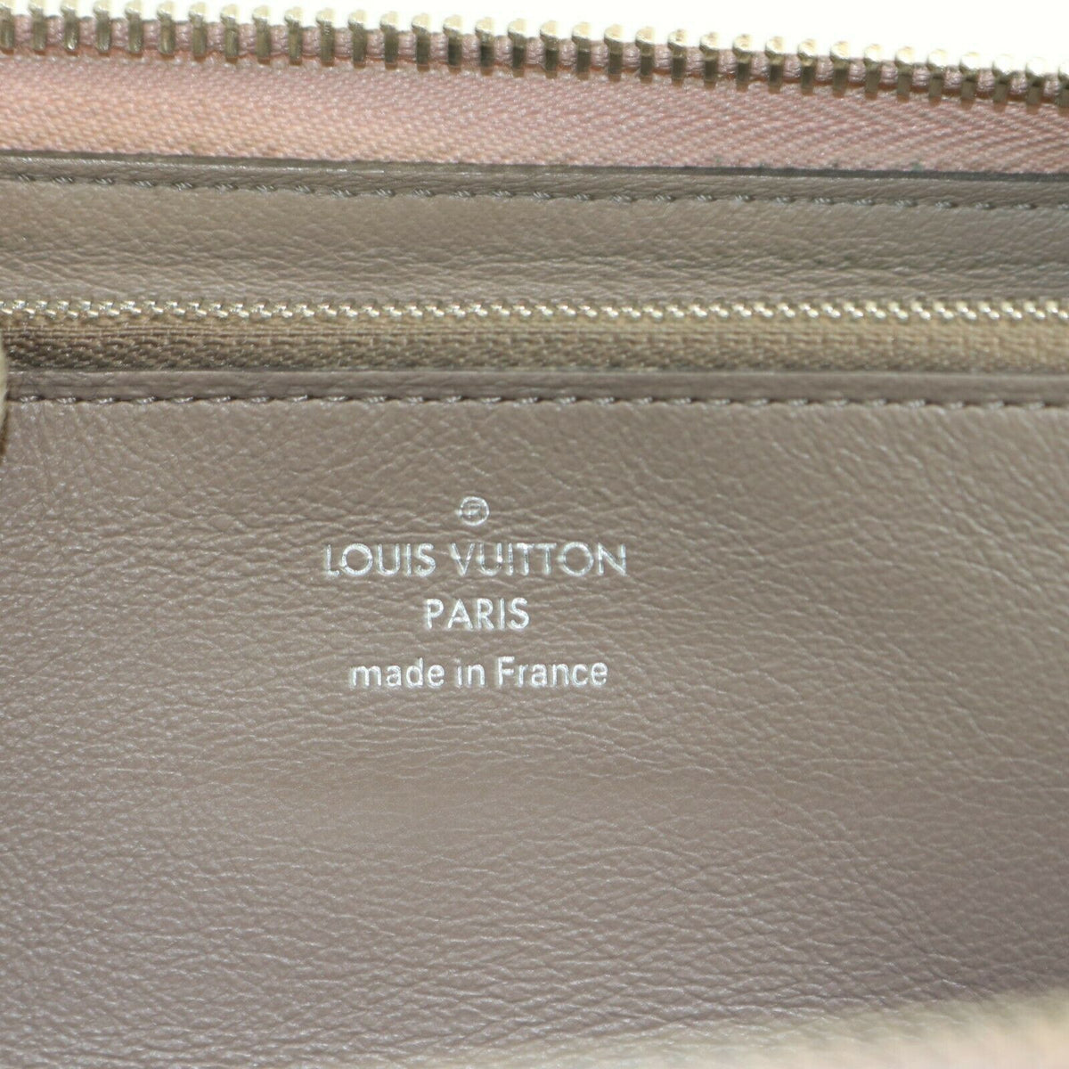 Louis Vuitton Zippy Wallet